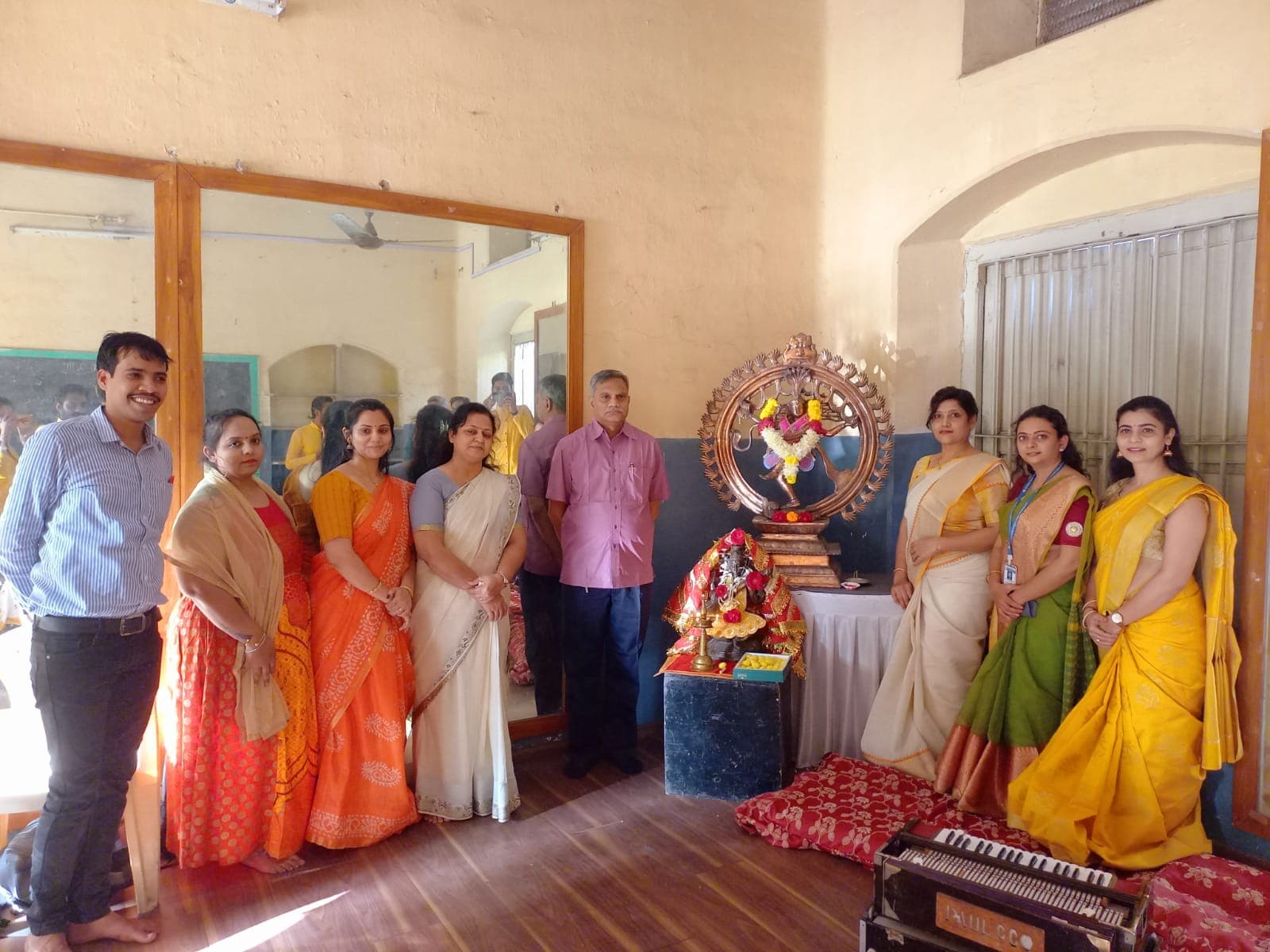 Shri Pankaj Kapadia Sarvajanik College of Performing Arts Surat Events photo 14